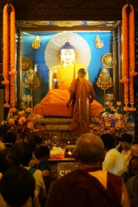 Buddha statue in Mahabodhi Temple 